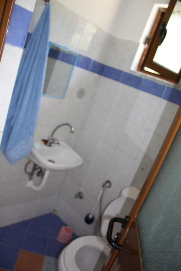 Guesthouse Benardo Sarandë 外观 照片